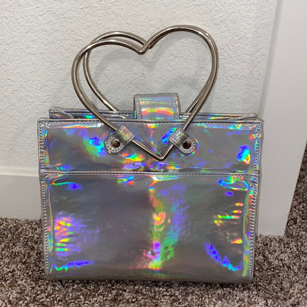 Heart handle small purse iridescence